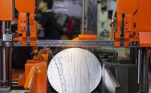 乌当立式金属带锯床切削出现跑带故障解决方法! 乌当立式金属带锯床切削出现跑带故障解决方法!